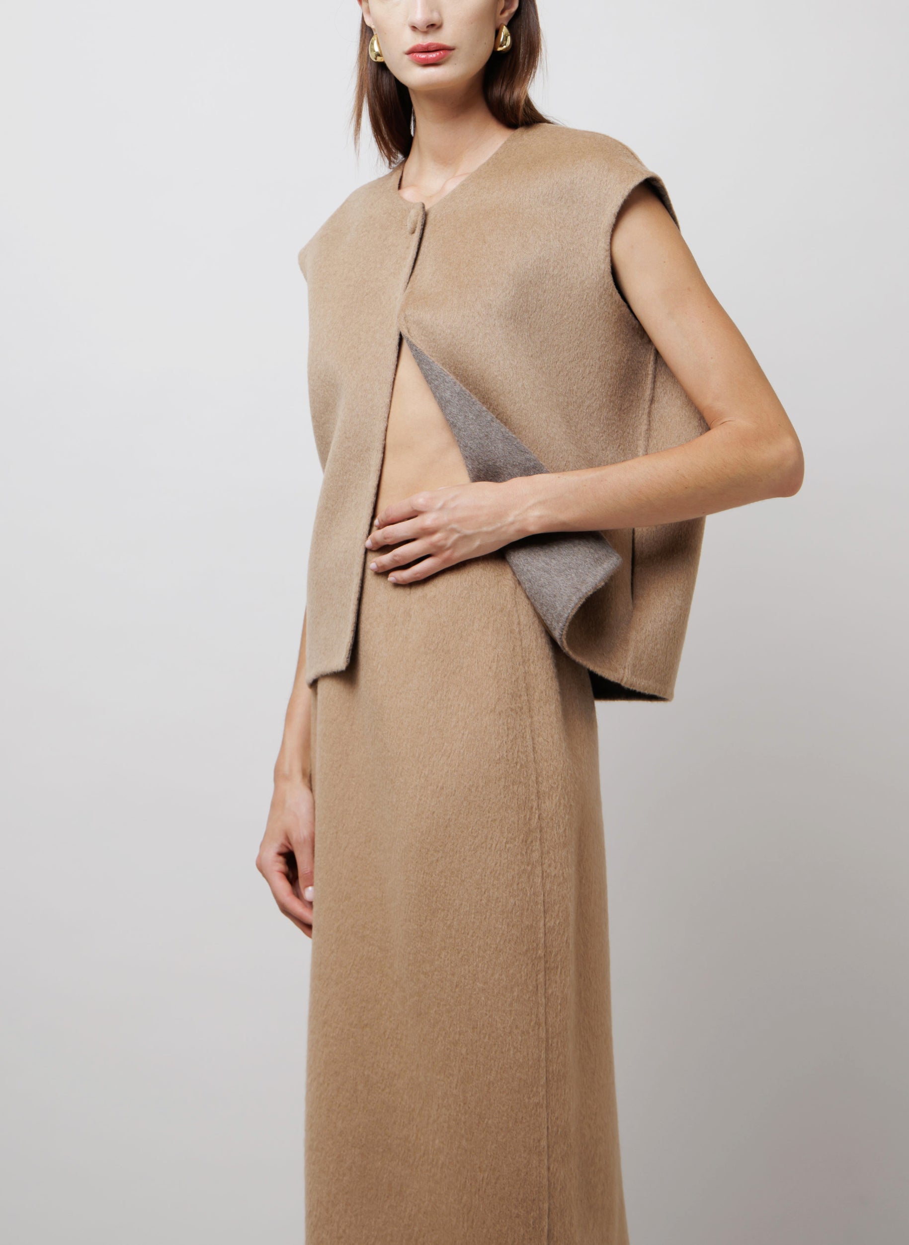 Reversible Camel Vest image 0