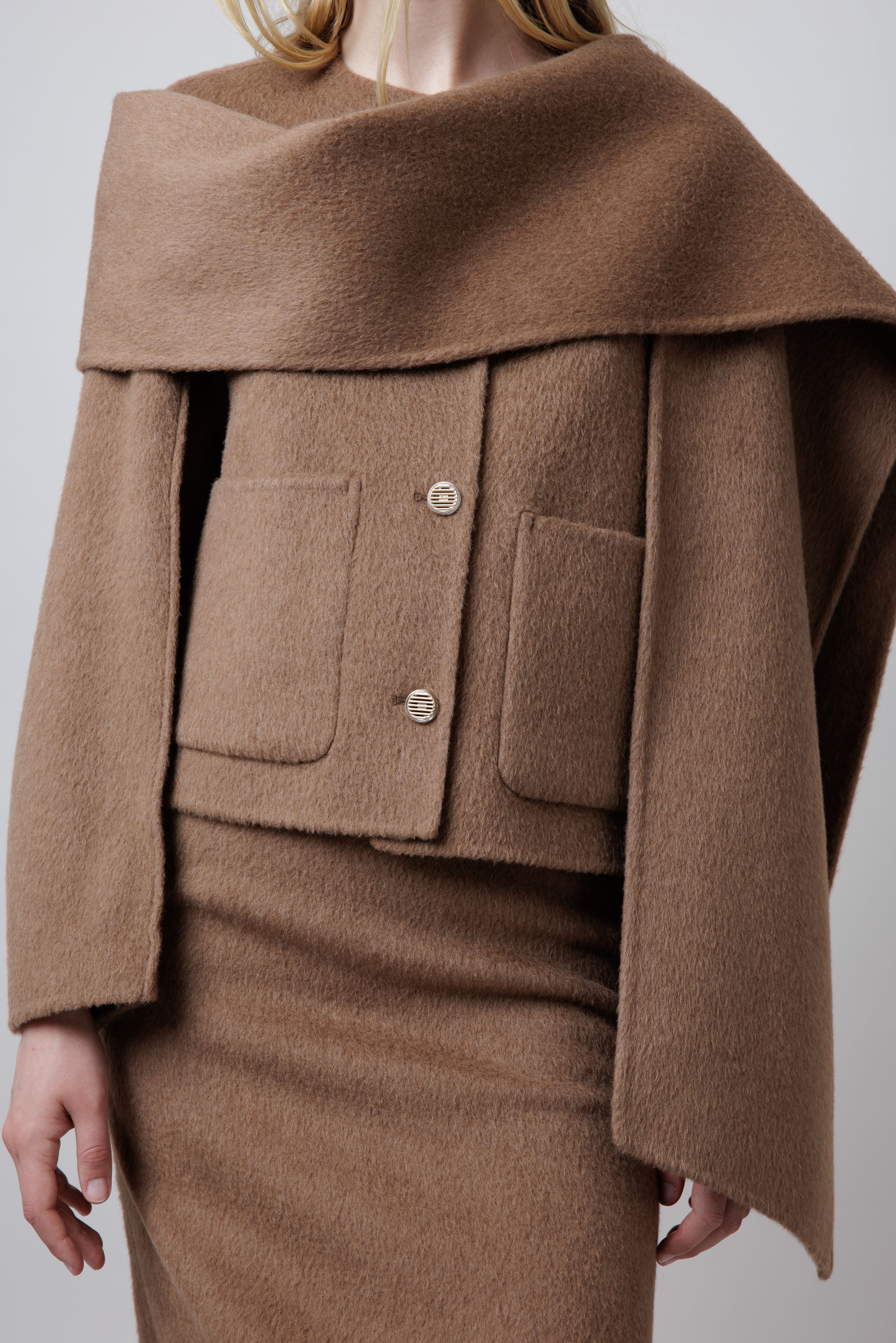 Cropped Camel Coat image 2