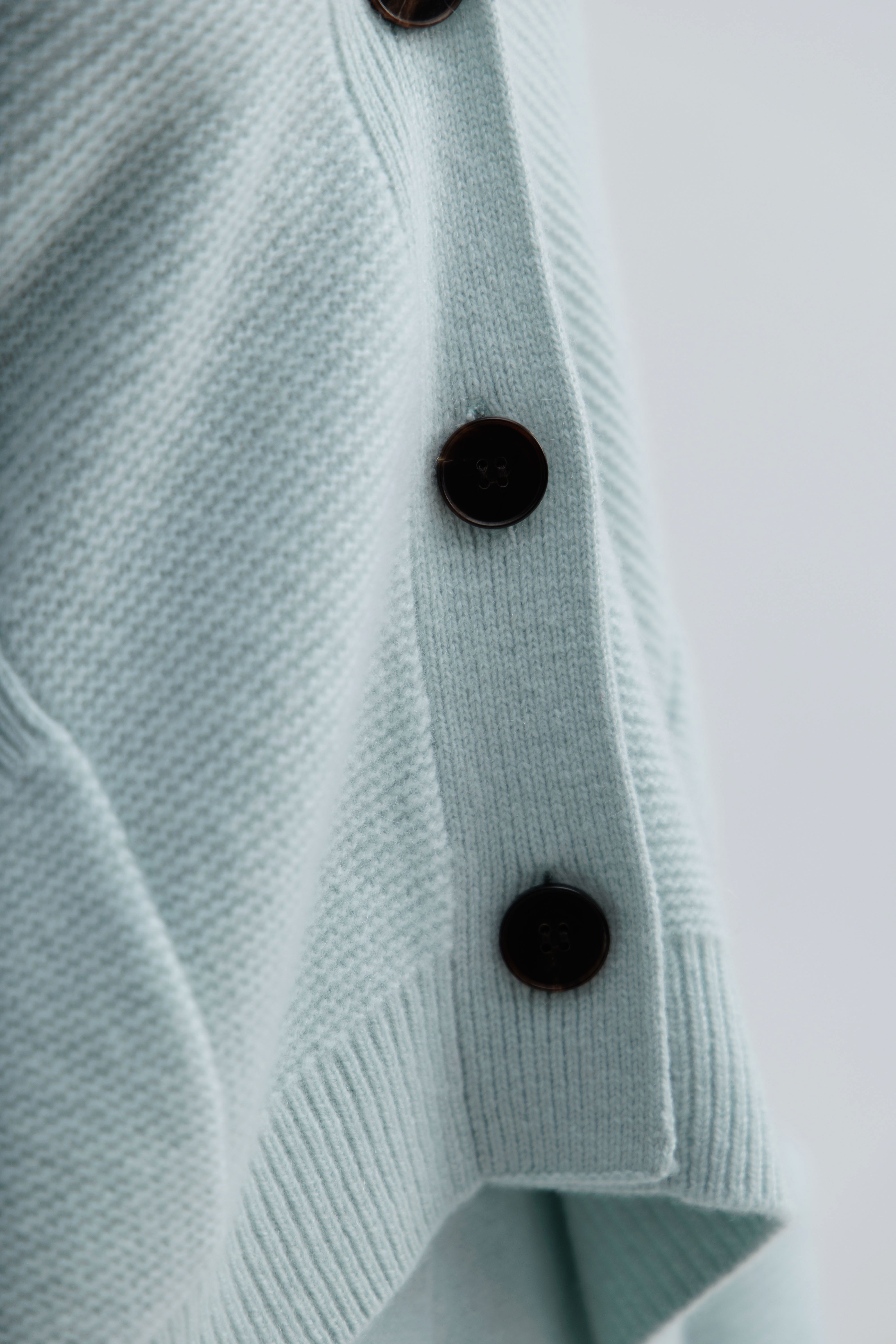 Light Iris Cardigan