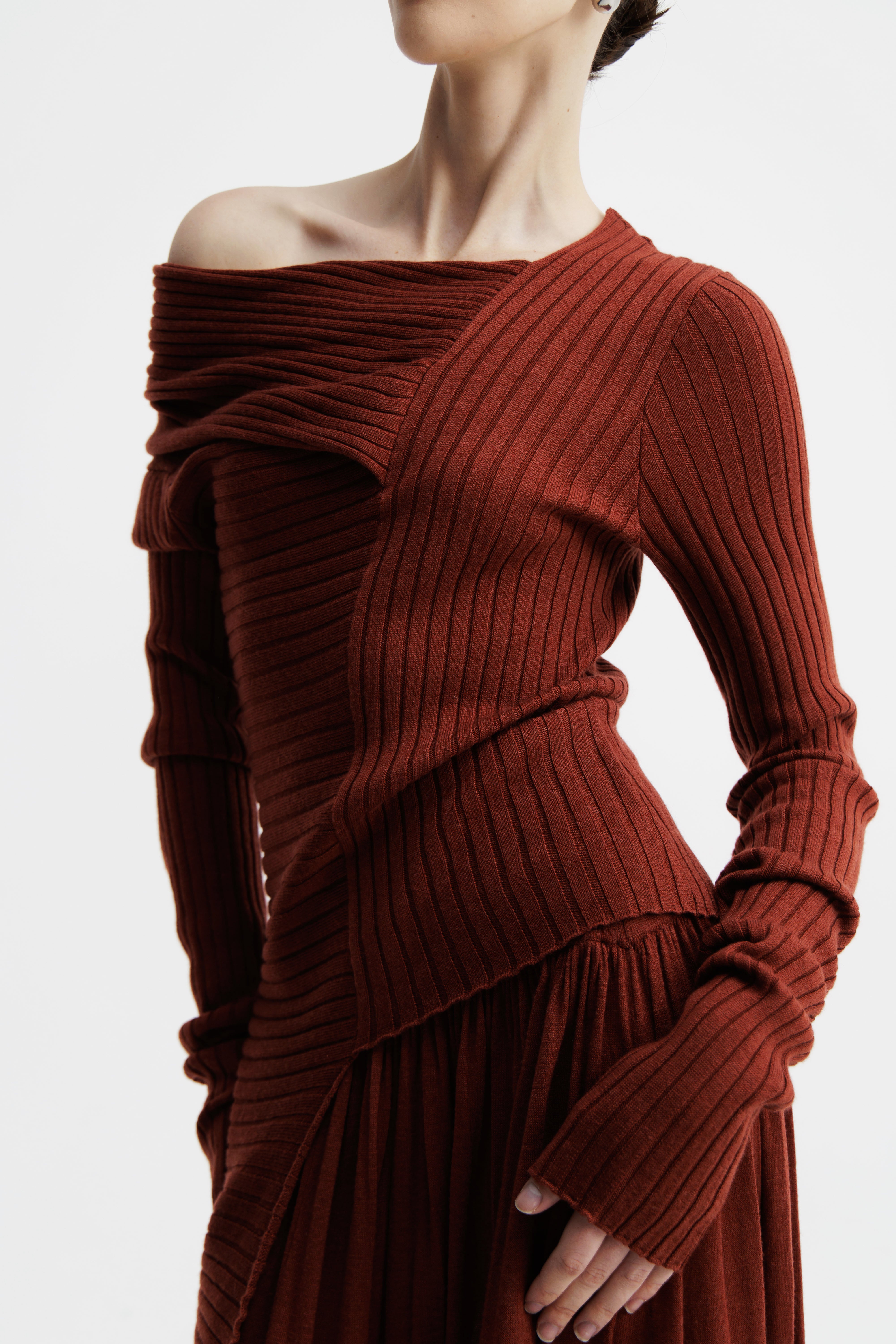 Amaryllis Contour Top