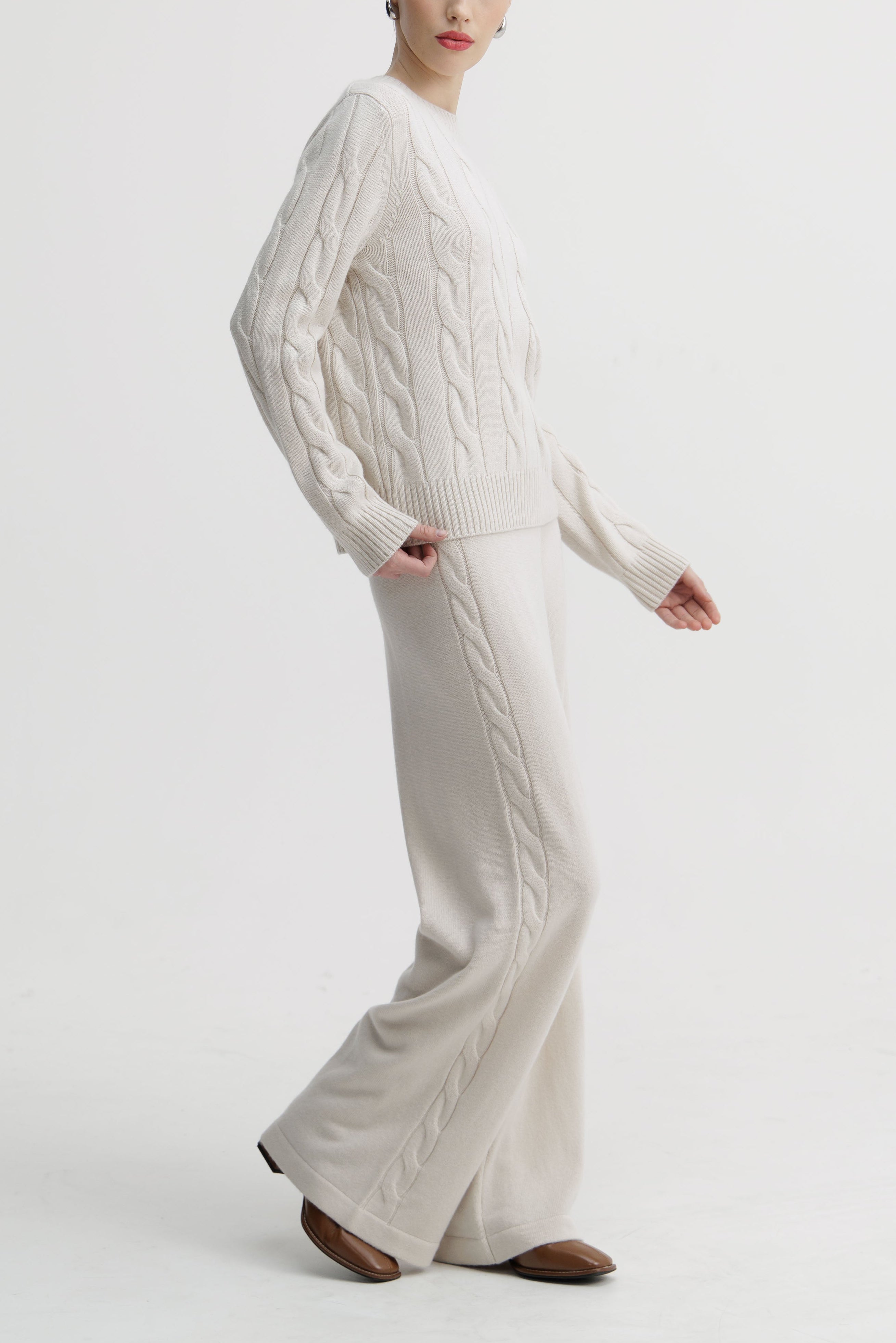 Camellia Cable Trim Knit Trouser