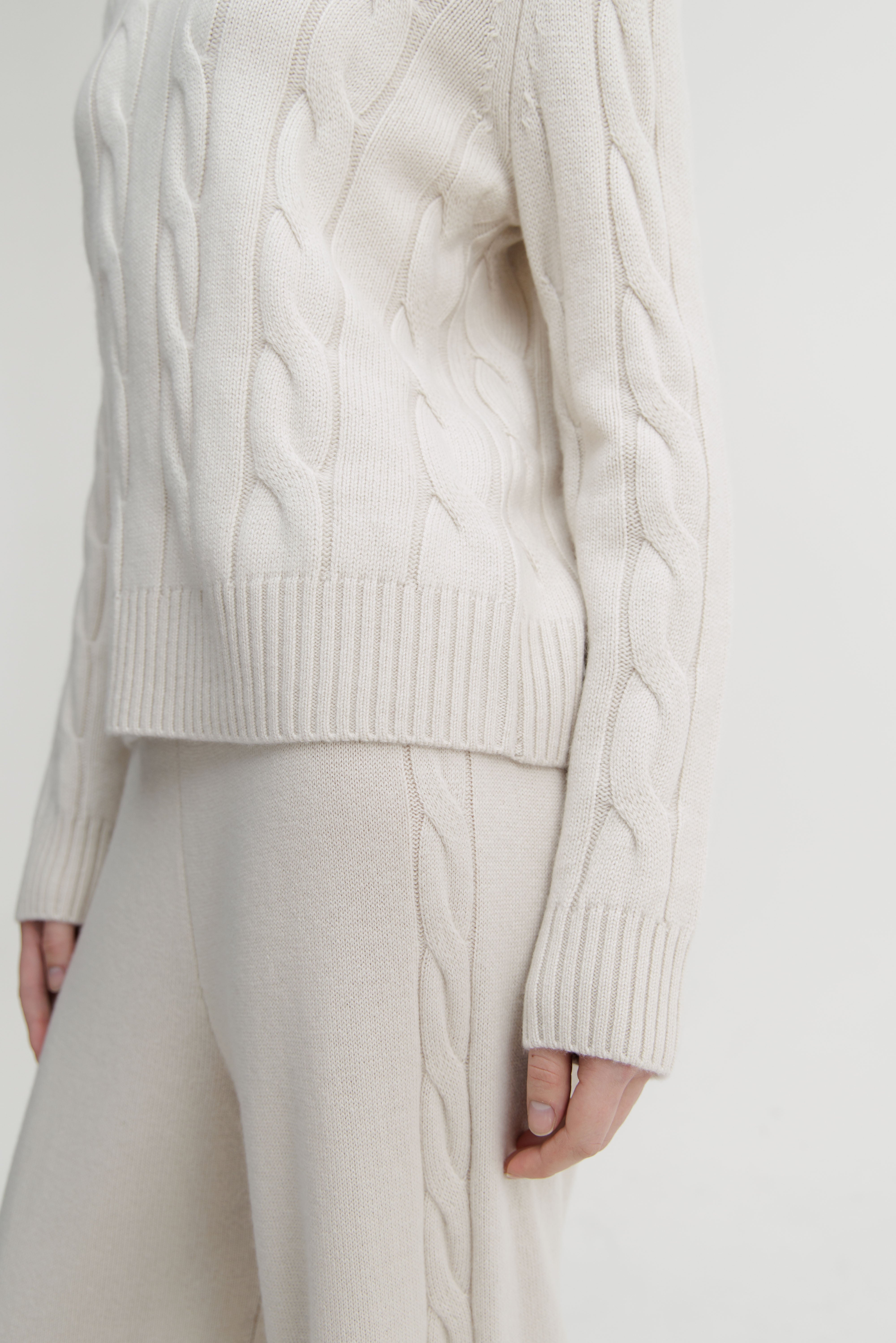 Camellia Cable Trim Knit Trouser