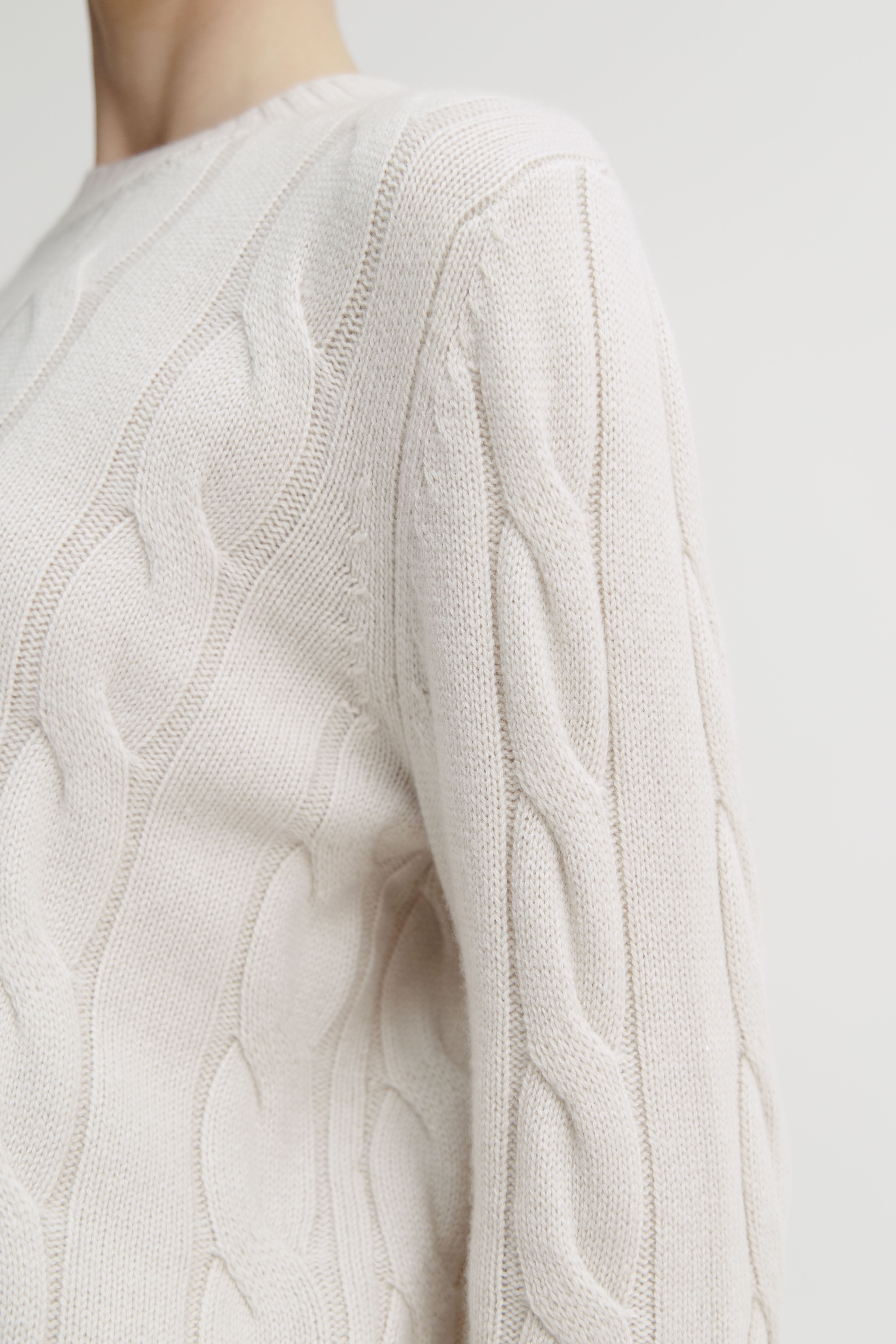 Camellia Signature Cable Knit