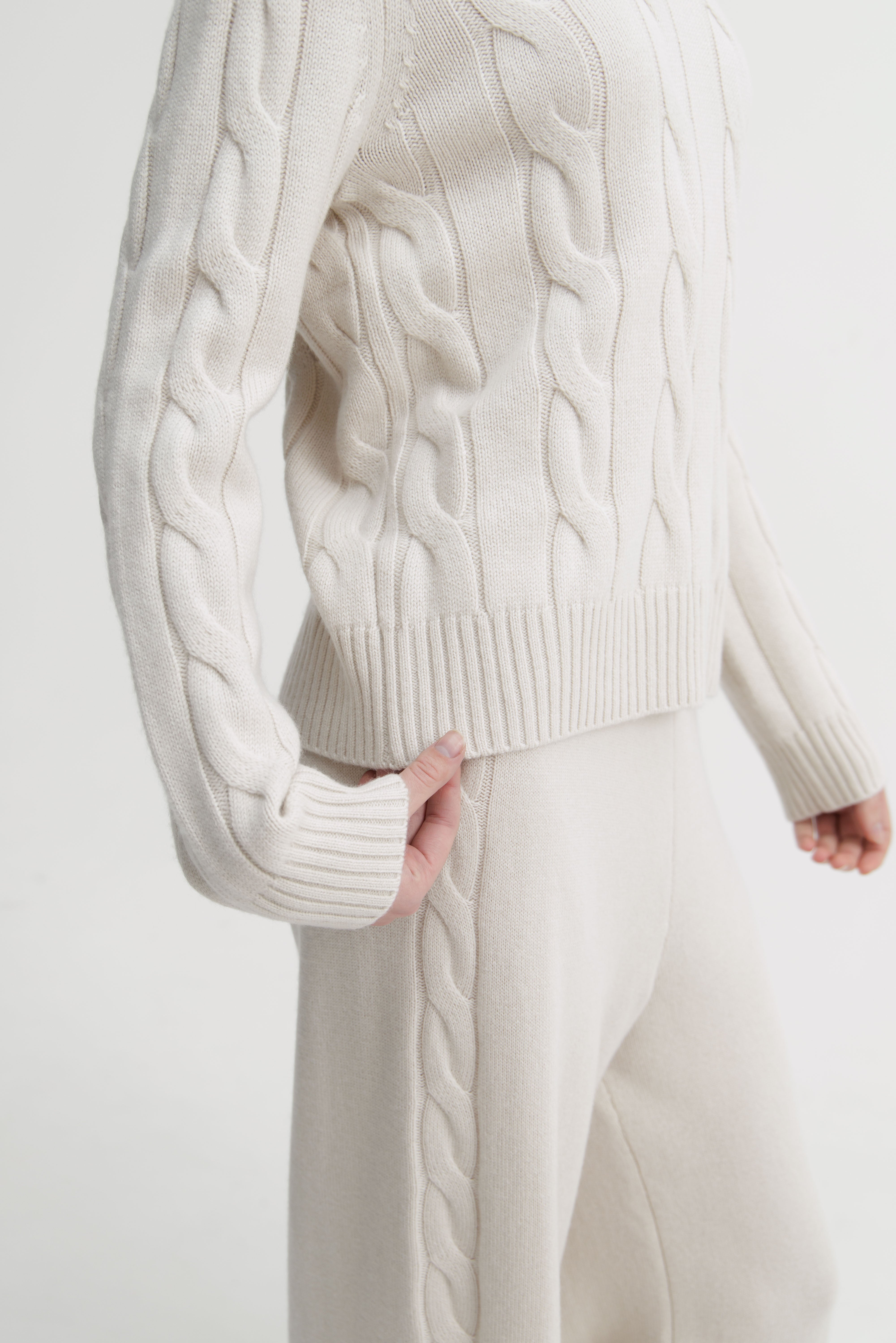 Camellia Signature Cable Knit
