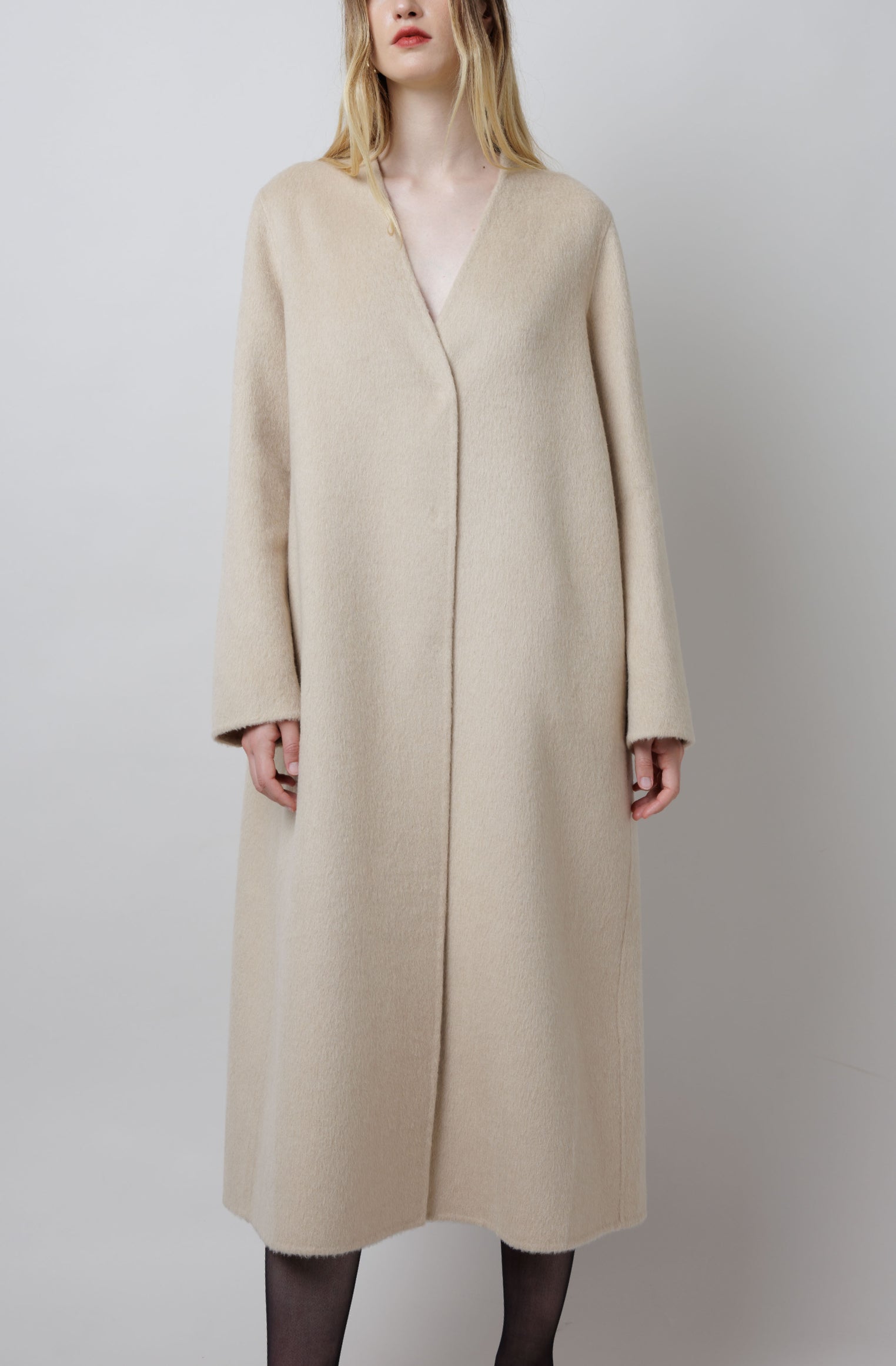 V-Neck Camel Coat in White image 1