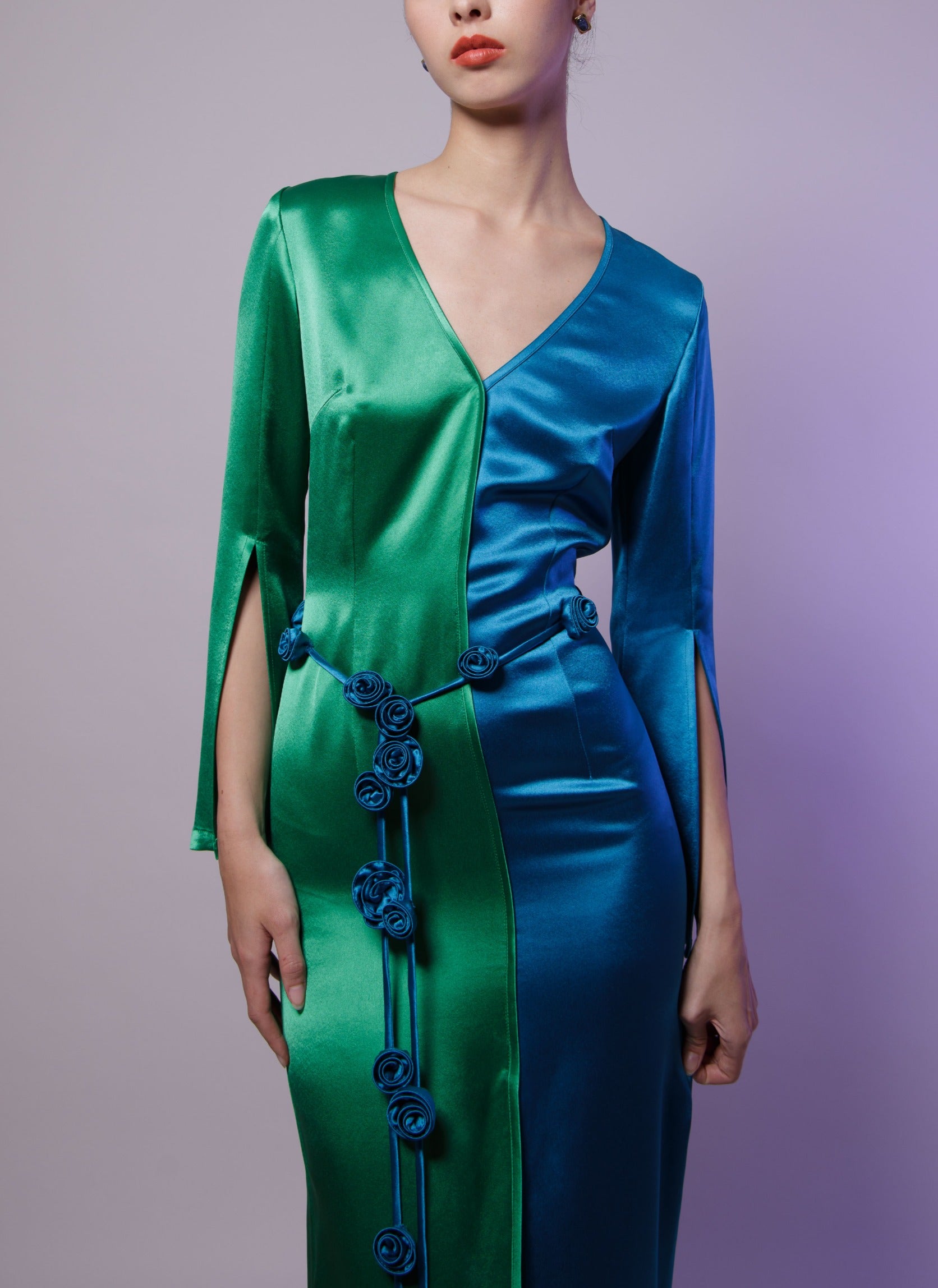 Two-Tone Split Dress image 3